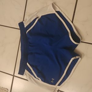 Womens Under Armour running shorts